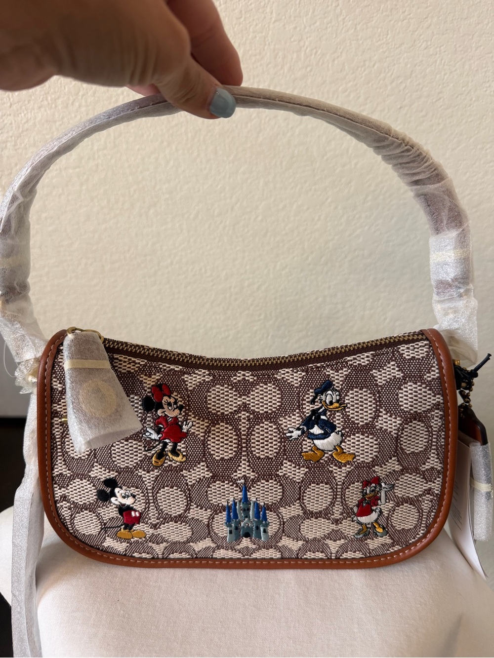 Coach Brown Signature Disney embroidered Shoulder Bag with Multicolor Characters - Picture 2 of 3